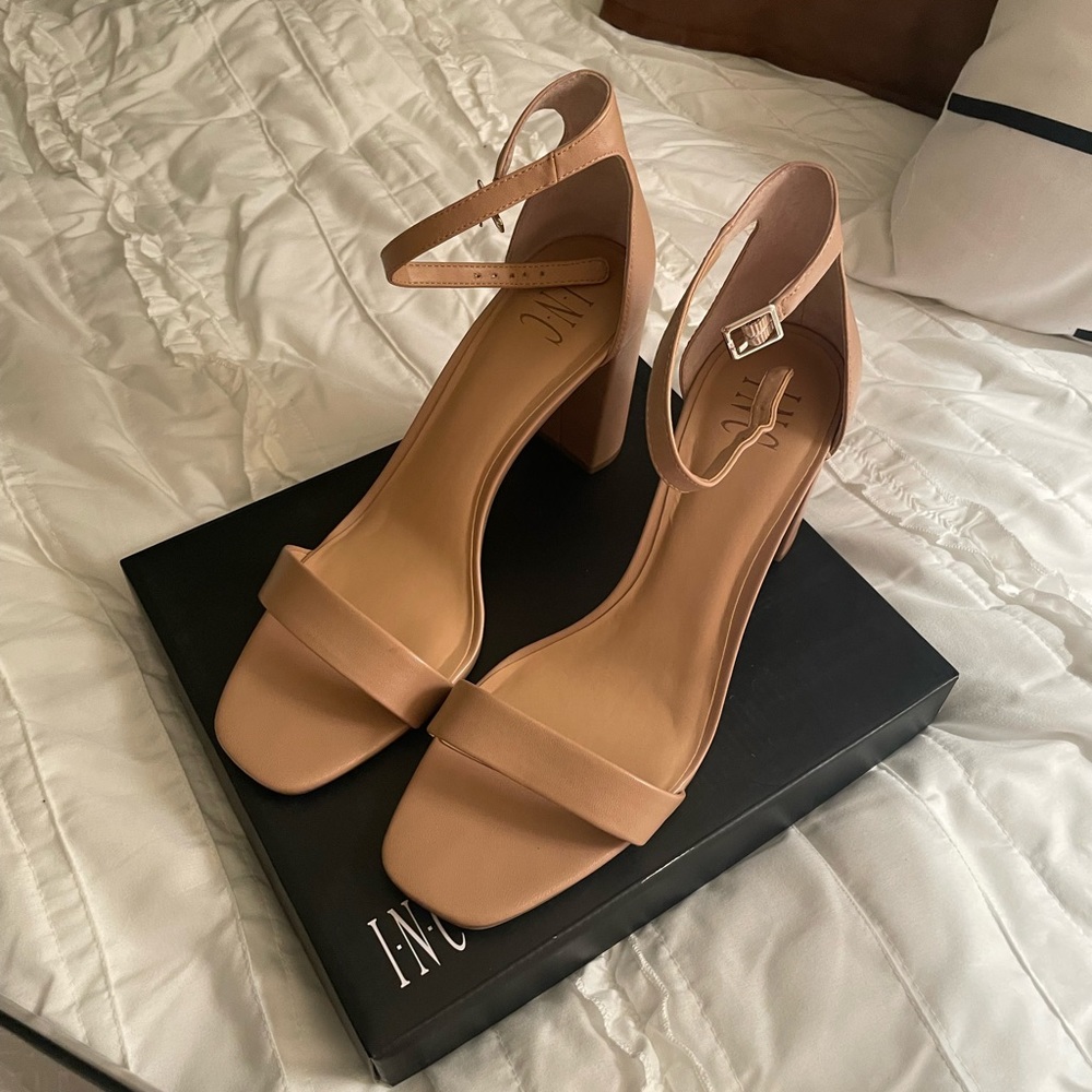 INC NUDE ANKLE STRAP HEELS NWT
